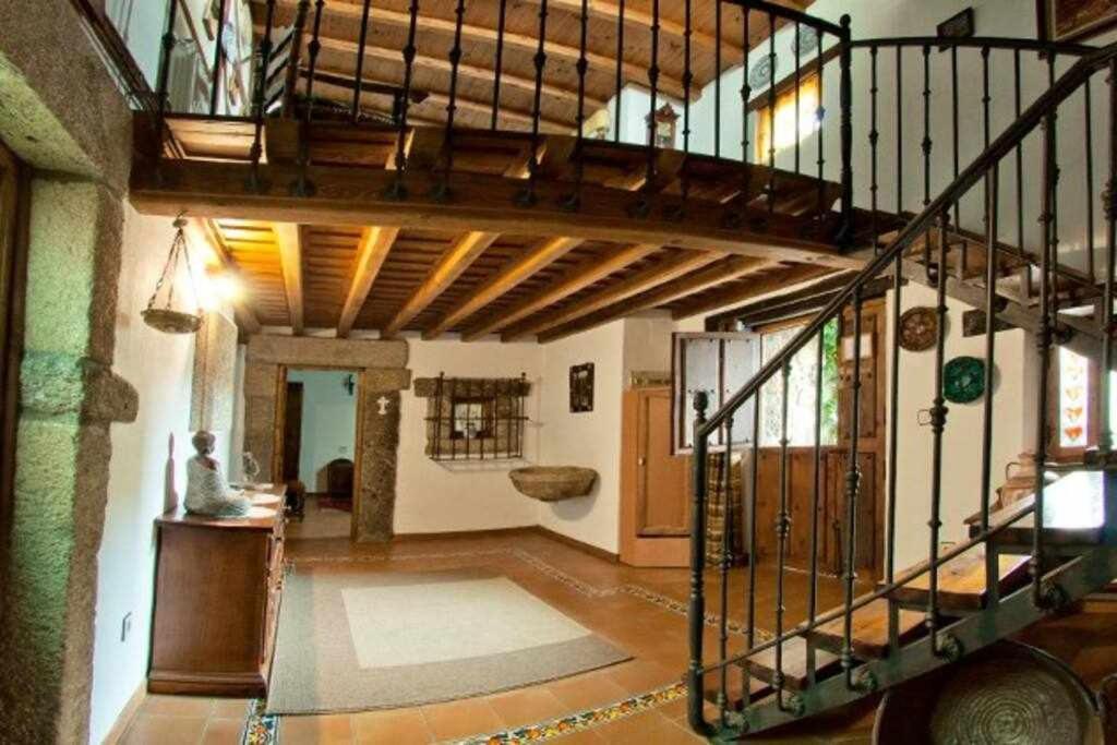 Casa Rural Lucia Es Una Casa Rural Amplia Con Pat Cabezas Bajas エクステリア 写真